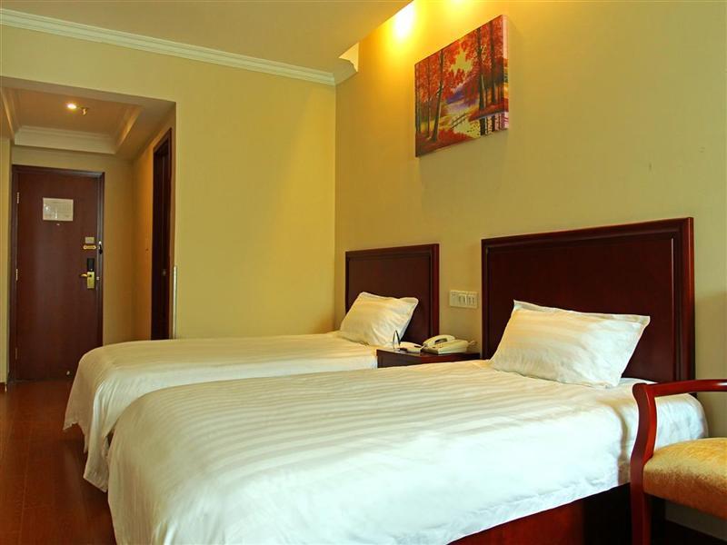 Greentree Inn Shanghai Hongqiao Metro Station Express Hotel Dış mekan fotoğraf