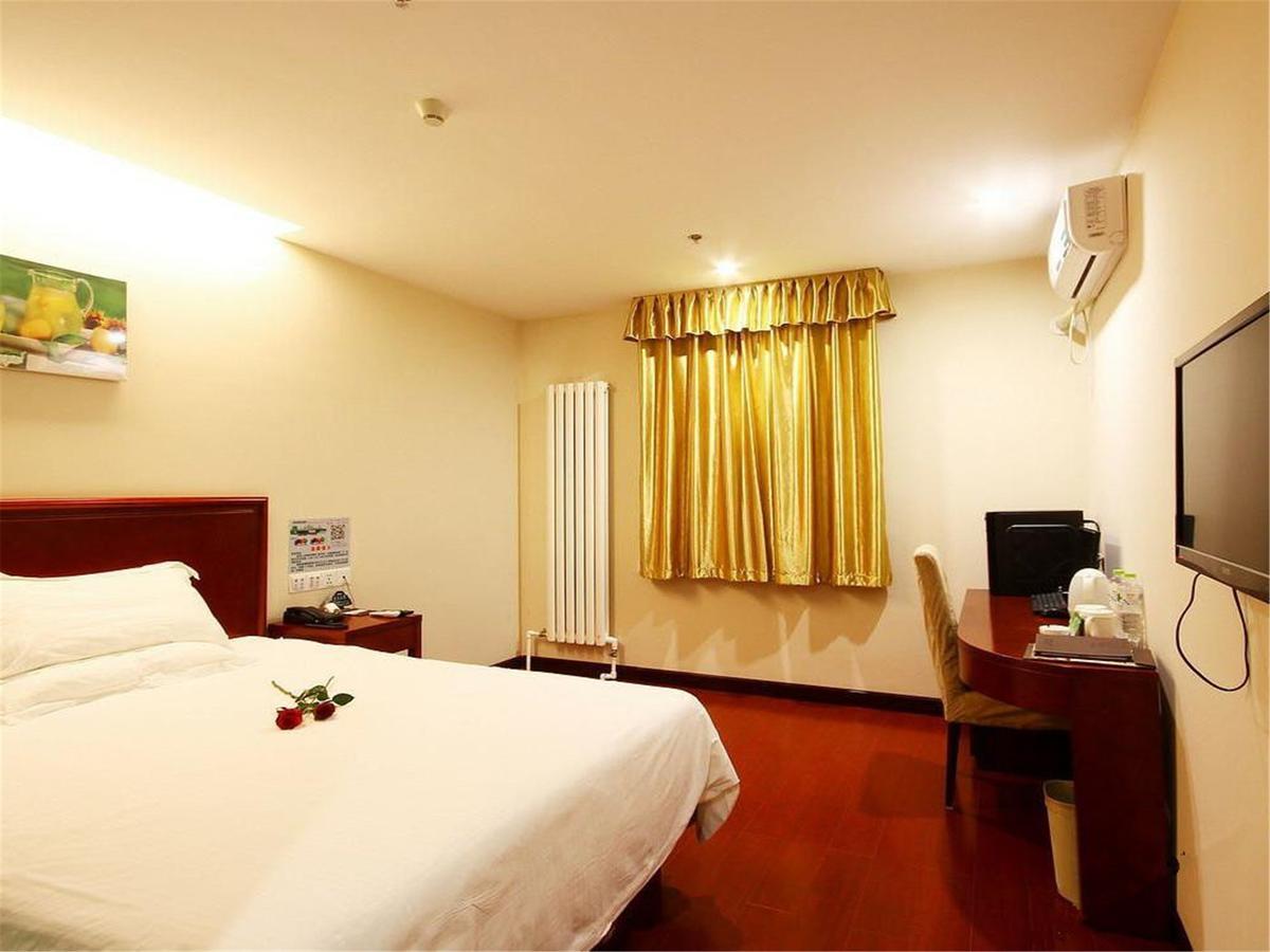 Greentree Inn Shanghai Hongqiao Metro Station Express Hotel Dış mekan fotoğraf