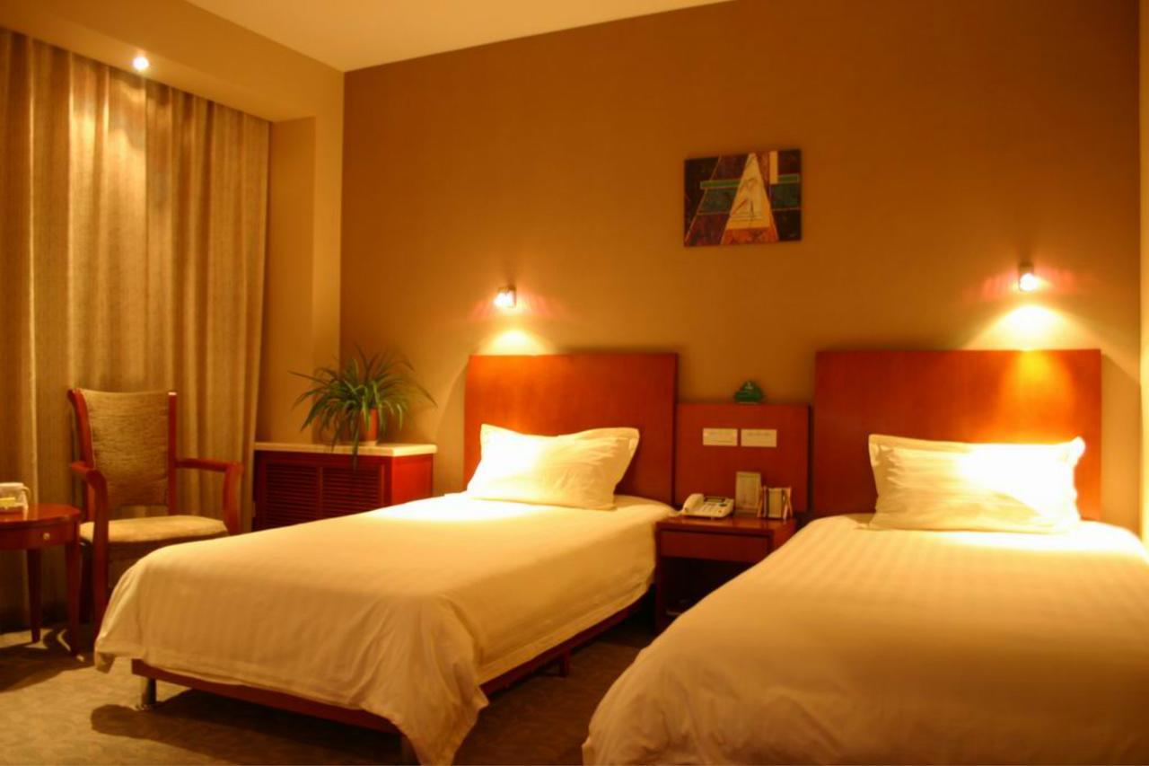 Greentree Inn Shanghai Hongqiao Metro Station Express Hotel Dış mekan fotoğraf